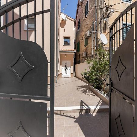 Apartment Sergio Split Exterior photo
